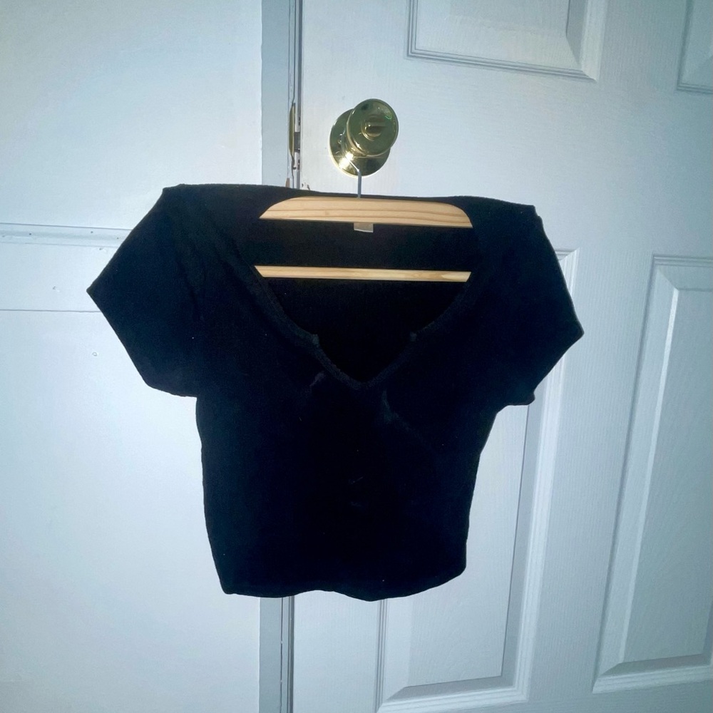 Bozzolo Black Cap Sleeve Crop Blouse